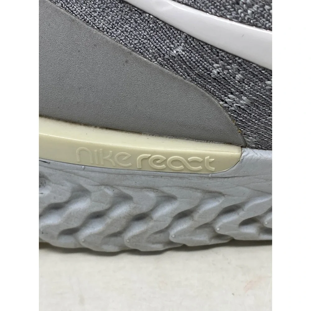 Nike Epic React Flyknit Wolf Grey Mens Running Shoes AQ0067-002 Size 12